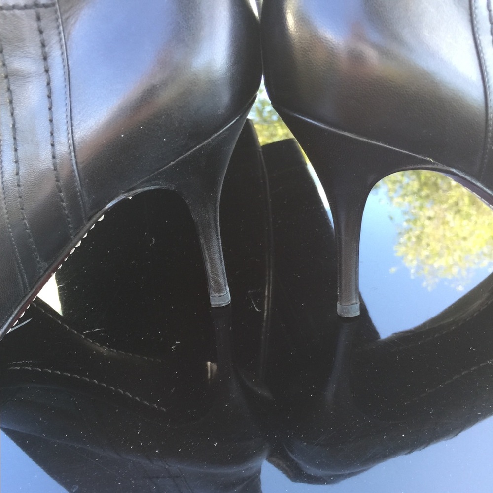 20%Off Vintage Chanel Leather High Boots w/Bows 2023 July 4th - Picture 3 of 11